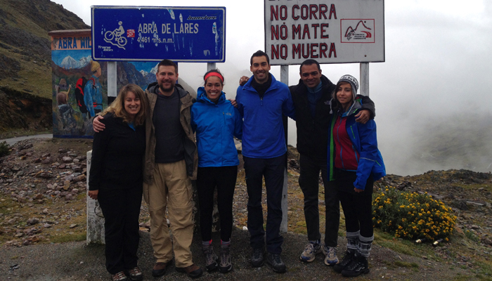 Lares Trek a Machu Picchu - Llama Tours Peru