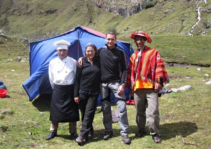 Lares Trek a Machu Picchu - Llama Tours Peru